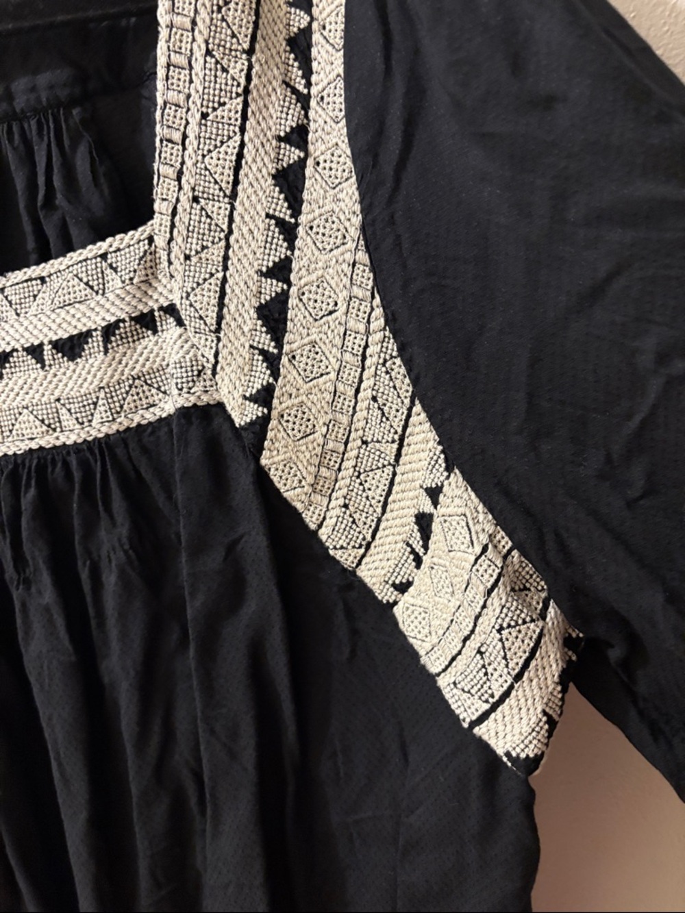 Lucky Brand 1X Black Top with White Embroidered boho details - Picture 7 of 11